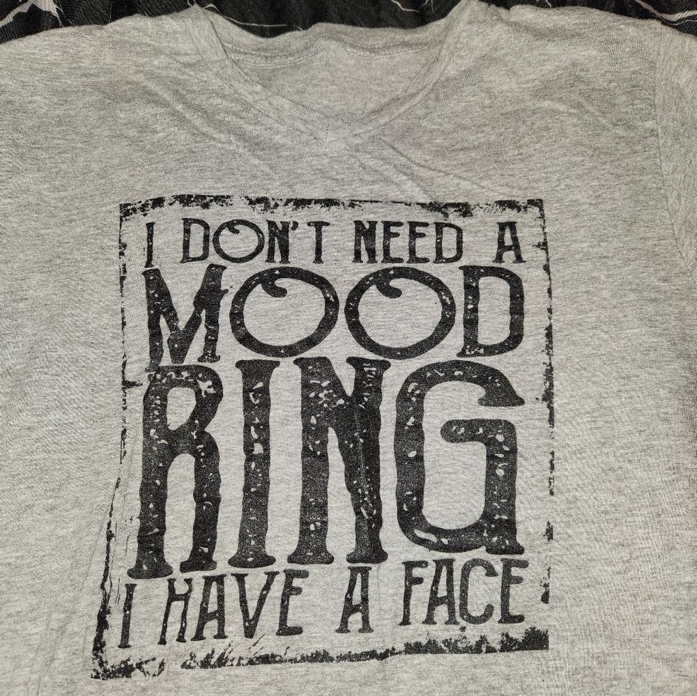 Graphic tee